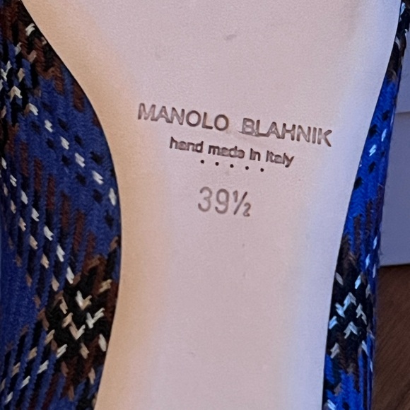 Manolo blahnik Hangisi Chrystal Buckle Wool Flats, NEW - Picture 9 of 17